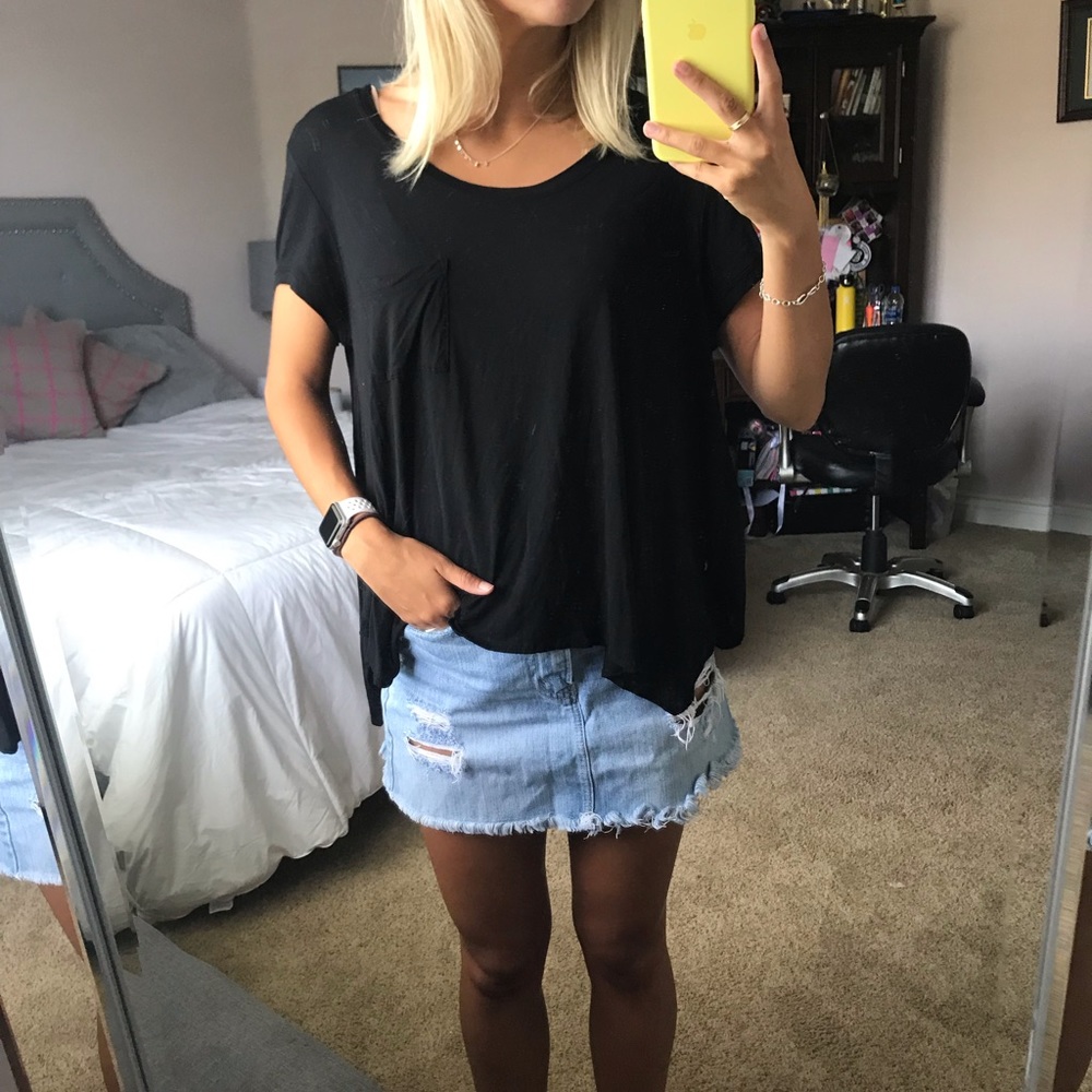 BCBG black tee with pocket